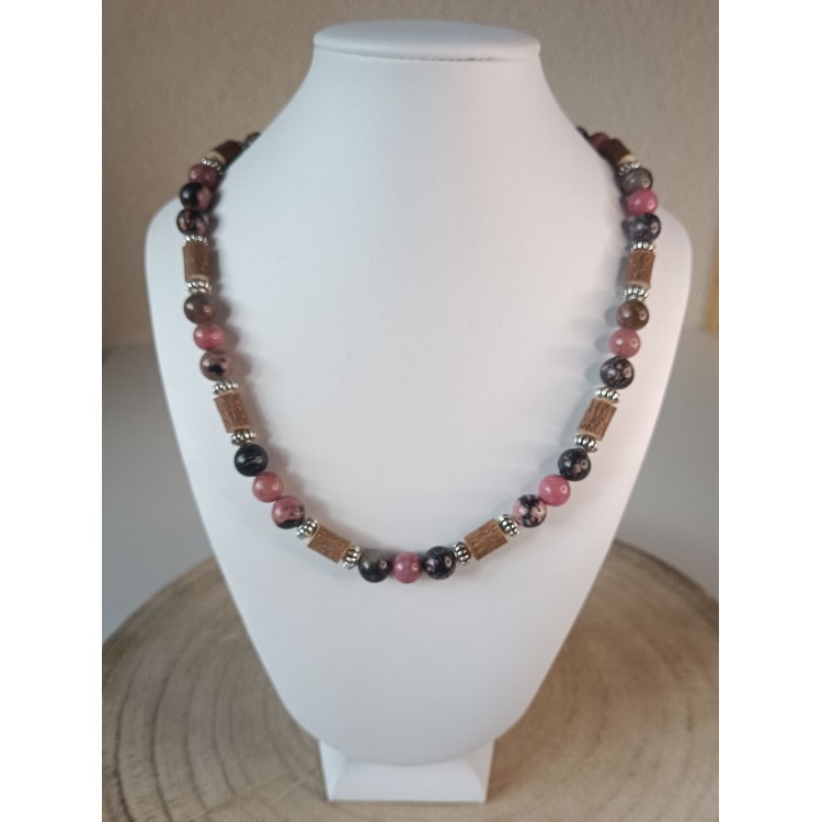 Collier Rhodonite et noisetier "Lâcher-prise" Collier Rhodonite et noisetier "Lâcher-prise"