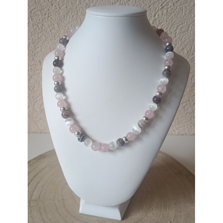 Collier "Tolérance et amour" Collier "Tolérance et amour"