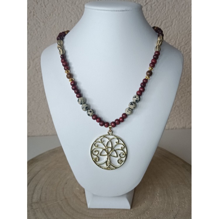 Collier Jaspe Dalmatien et bois " Nature et connexion" Collier Jaspe Dalmatien et bois " Nature et connexion"