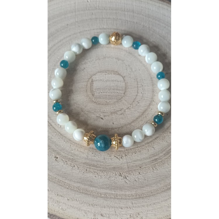 Bracelet "Apaisement et tendresse" Nacre bleutée et Apatite bleue