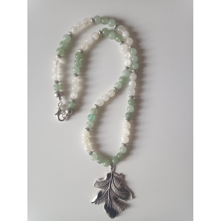 Grand collier "Douceur et légèreté" Grand collier "Douceur et légèreté"