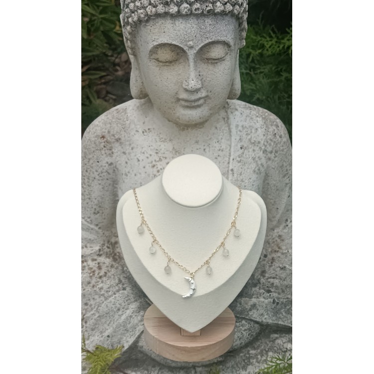 Collier "Douce féminité" Lune - Perles de Lune blanchezs